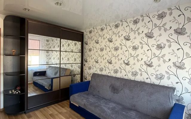 2-Kh komnatnaya Na Gorkogo 7 Flat