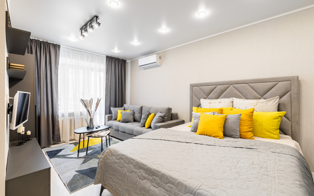 Na Karla Marksa Flat