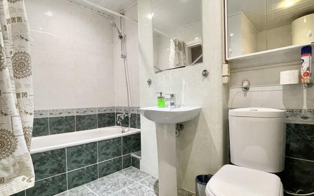 4-komnatnye HomeApart Volodarskogo, 18 Apartments