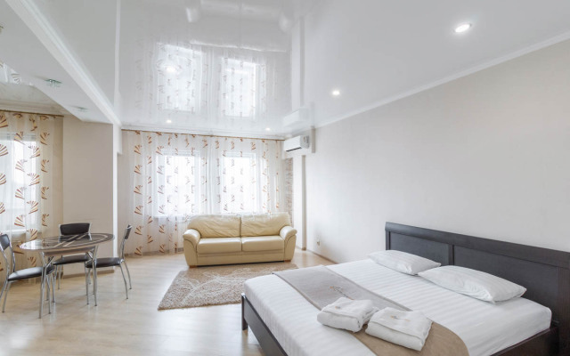 Berloga55 Na Marshala Zhukova - LYuKS Apartments