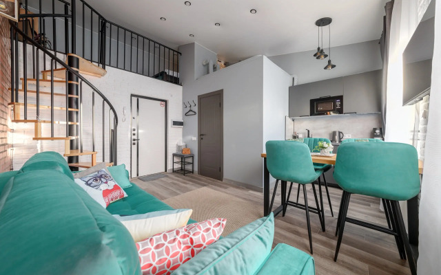 V Tsentre U Nevskogo Prospekta I Moskovskogo Vokzala Flat