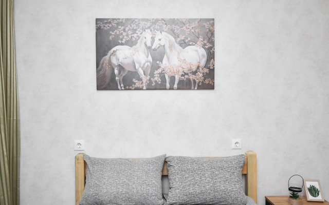 Prostornaya Kvartira Vozle SFU Flat