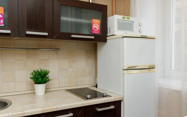 Na SHaposhnikova Apartments