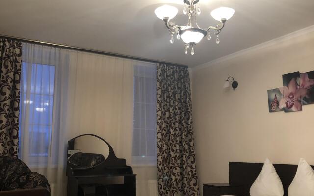 Mir Hotel