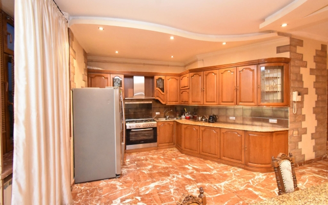 Apartments RentInnYerevan 1 Mher Mkrtchyan Street
