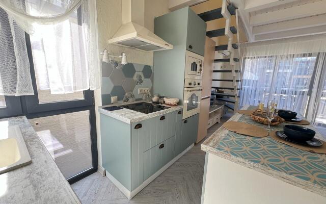 Apartamenty 3kh Komnatnye Dizaynerskie Apartamenty S Basseynom Apartments