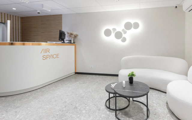Air Space Apartments
