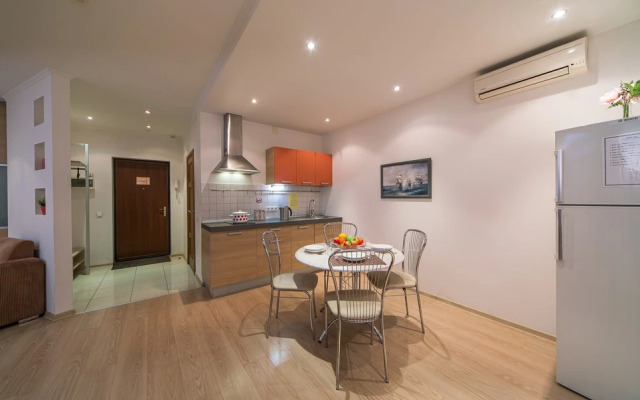 Квартира от компании Хоум Отель на Коростелевых  117