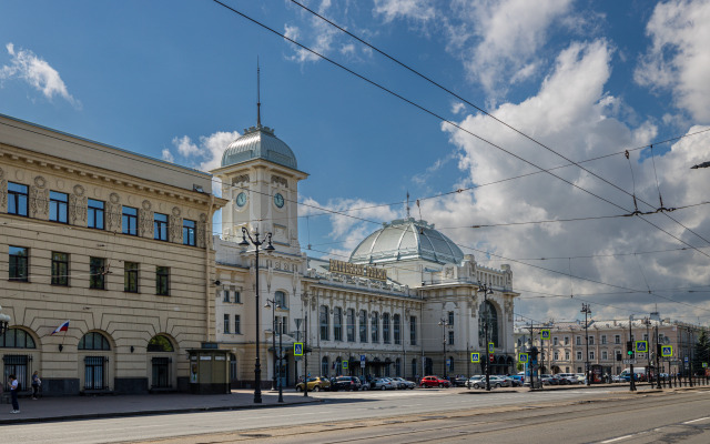 U Vokzala I Naberezhnoy Reki Fontanki Apartments