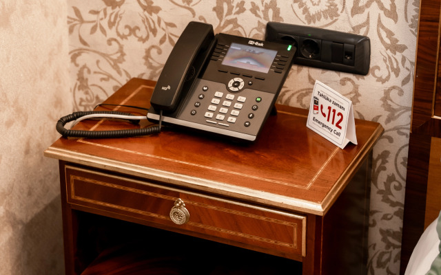 West Inn Palace Hotel