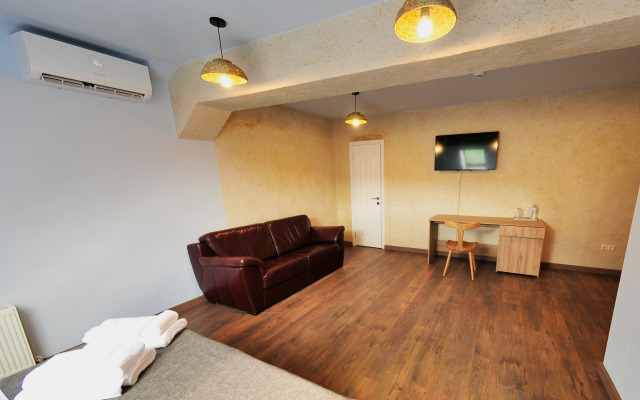 Kazak Club Hotel
