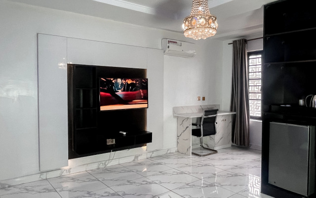 247 Luxury Hotel
