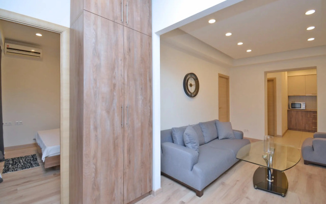 3-Komn. Po Sosedstvu S Severnym Prospektom, Pu383 Flat