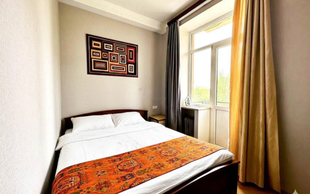 Квартира Солнечная квартира у Каскада