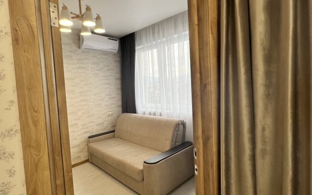 150 Komfortnyye s vidom na goru Apartments