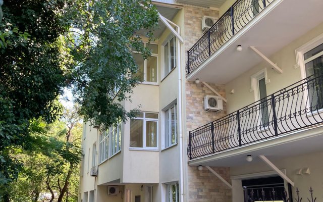 Villa Otradnoe Guest House