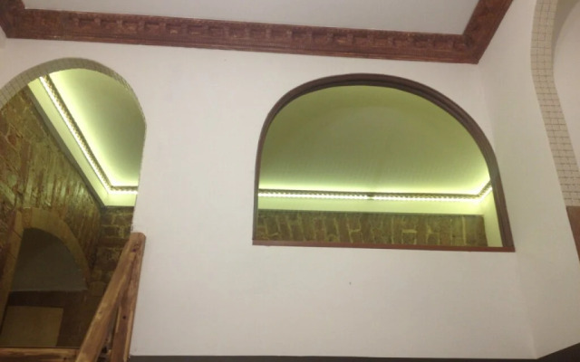 on Manezhny Living quarters