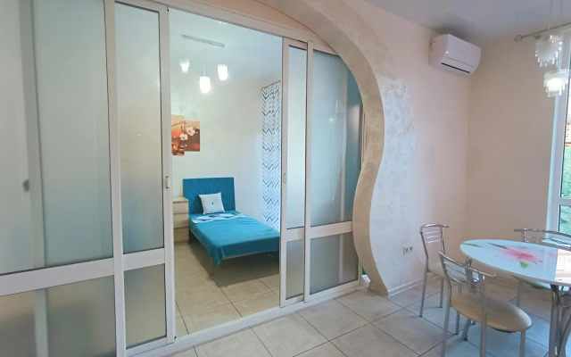 Ryadom s Morem v Tsentre Sochi Flat