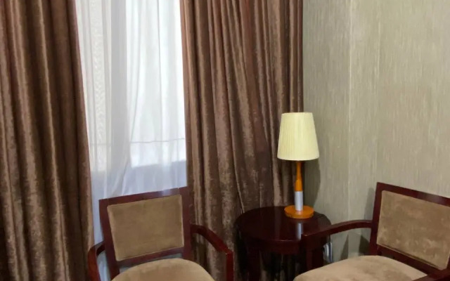 Hamkor Hotel