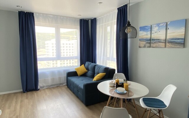 V Yuzhno-Sakhalinske 17 Etazh Flat