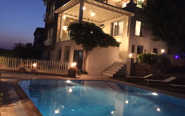 Bodrum Yalıkavak Private Pool 4+1 Villa