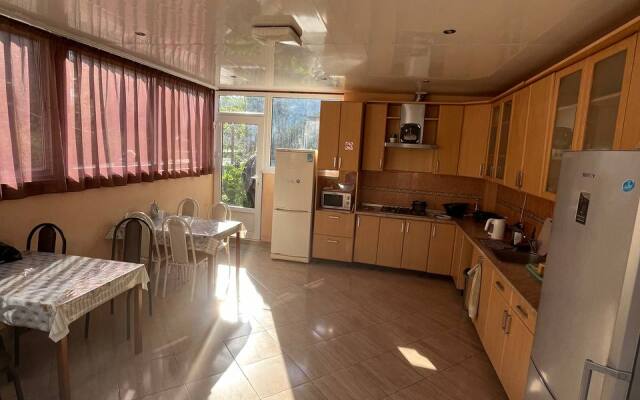 Magnoliya Guest House