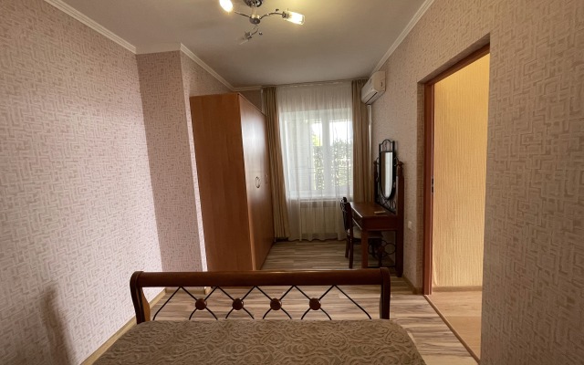 Elling Selena Guest House