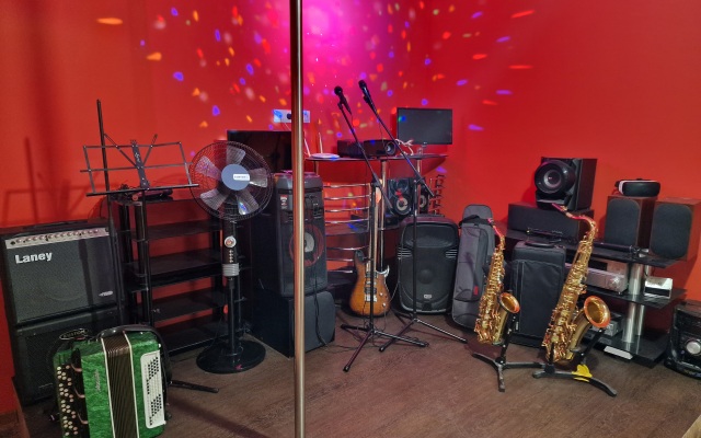 V stile Kontsertkholl Flat
