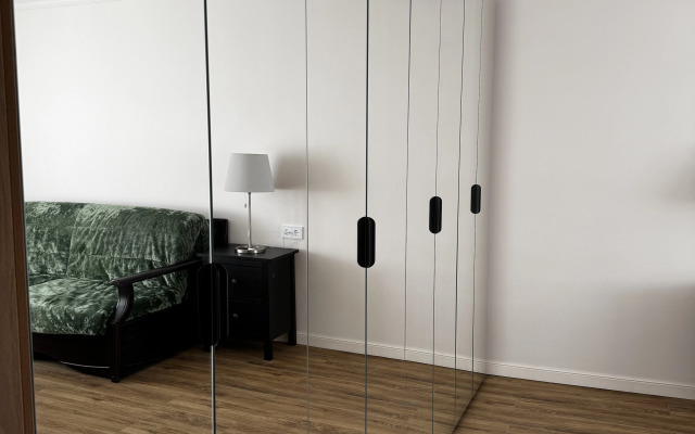 Квартира Hugge Place | у ЖД Вокзала