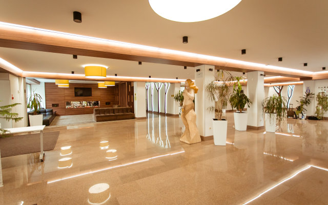 Art-Ulyanovsk Pravyij Bereg Hotel