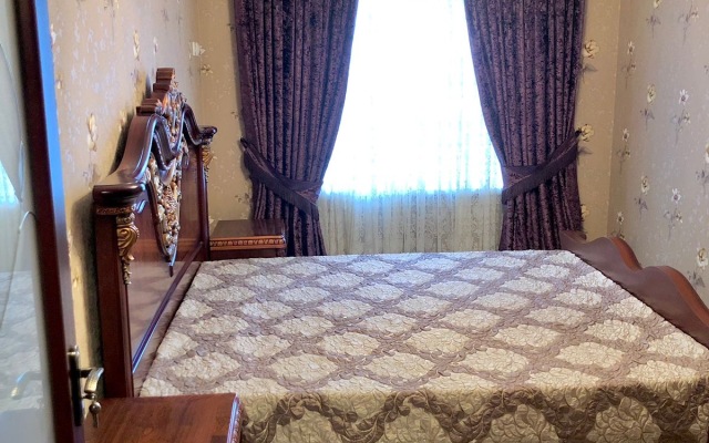 V Tsentre Sukhuma Flat