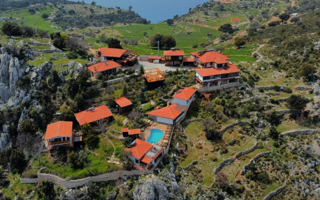 Отель Yediburunlar Lighthouse Boutique & Restaurant