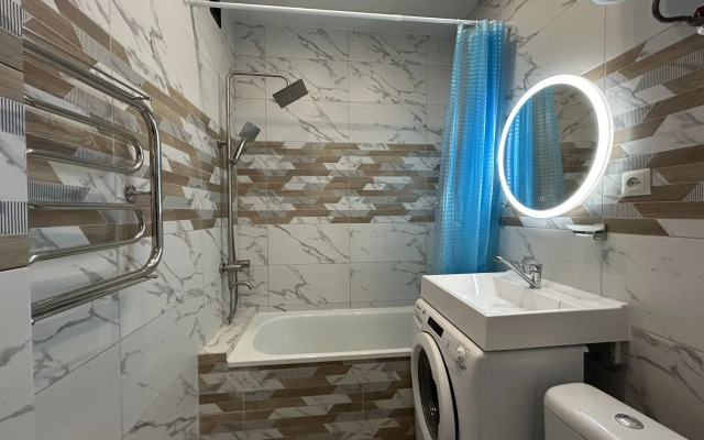 Uyutnaya kvartira v novom dome Flat