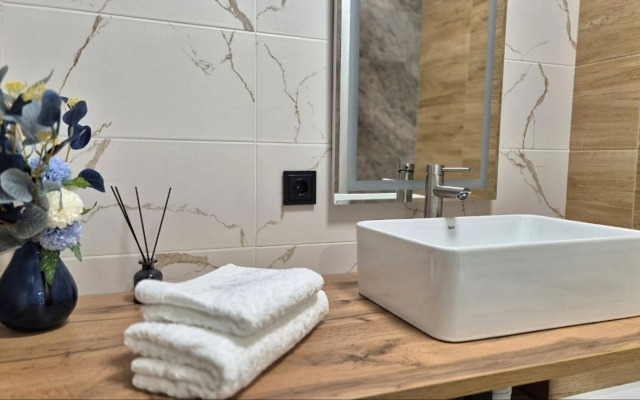 V Novom Zhk Flat