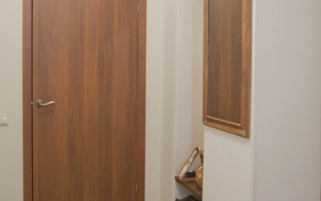 U Solodezhni Flat