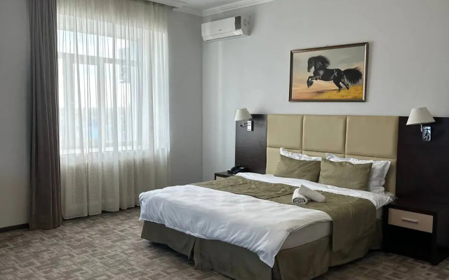 Hotel Tanzharyk