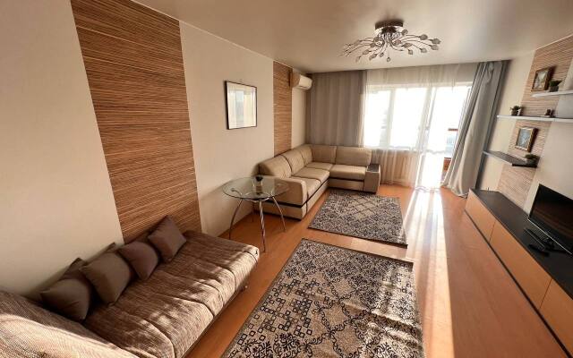 2kv Gudvin TC Magellan stil'naya na 50 let oktyabrya 29 Apartments