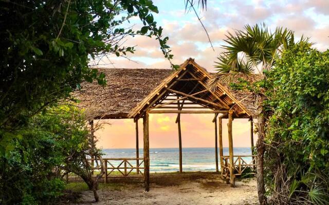 Makao Changani Beach Resort Hotel