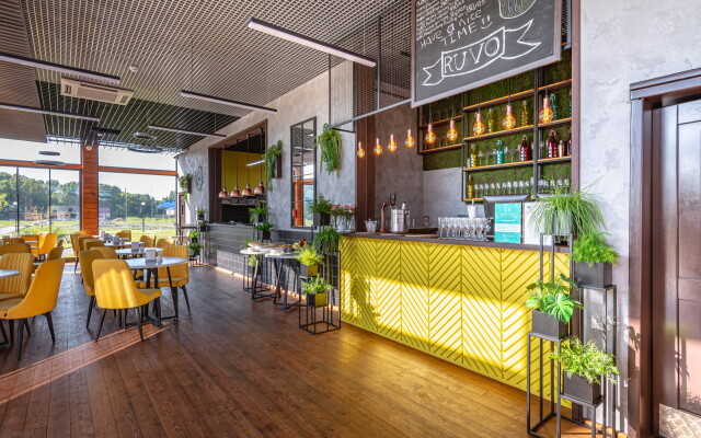 Rinn Rise Resort Hotel