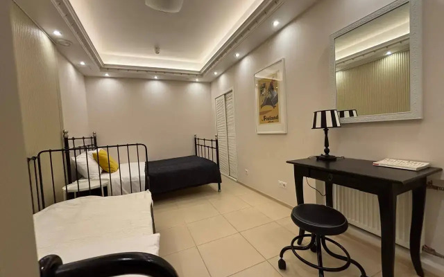 Квартира Пятикомнатные Апартаменты Город Рек в центре