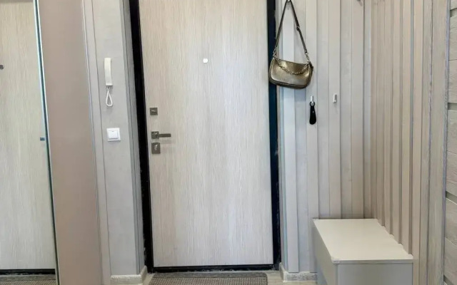 Sovremennaya V Novokomarovo Flat