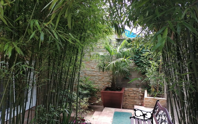 Апартаменты Мансарда в Тихом Центре Севастополя