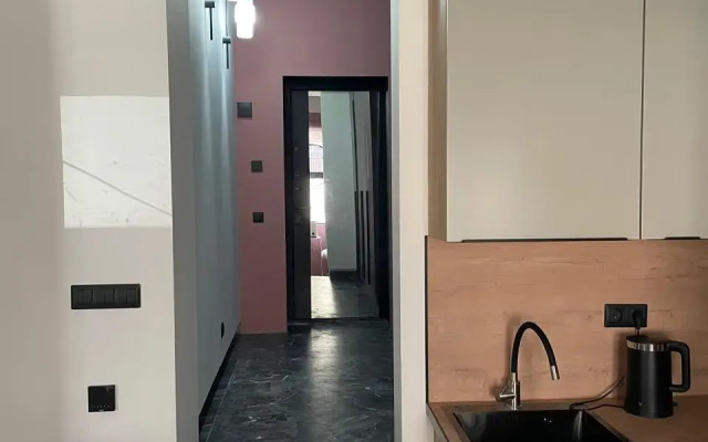 Na Prospekte Ardzinba 235 Flat