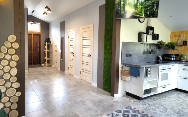 Частный дом на улице Славянская 103