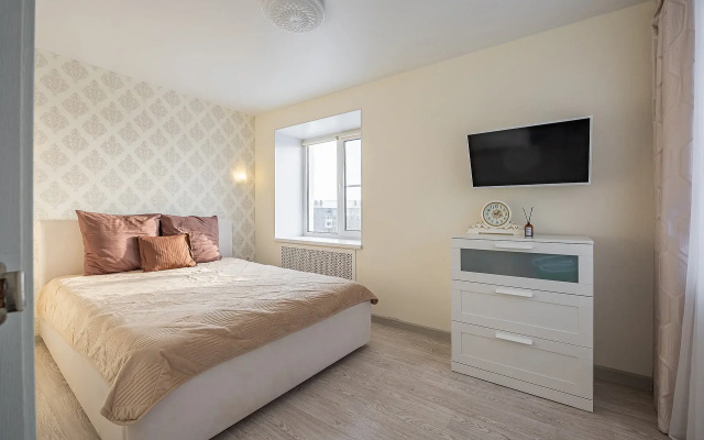 Sikarnye apartamenty na Bul'vare Pobedy