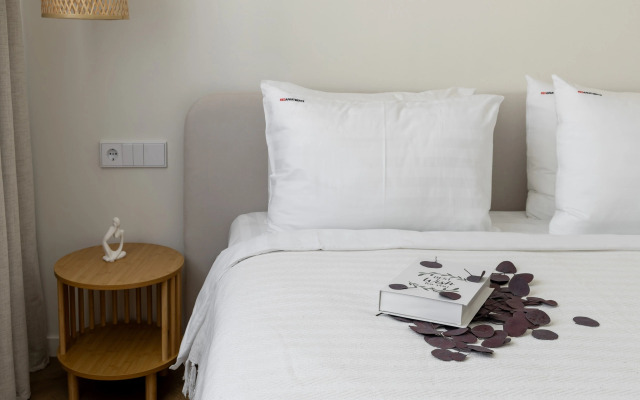 Red Apartments Frukty Vitoriya Apartments