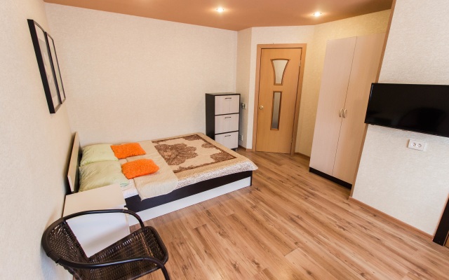 Апартаменты на Хлобыстова 27