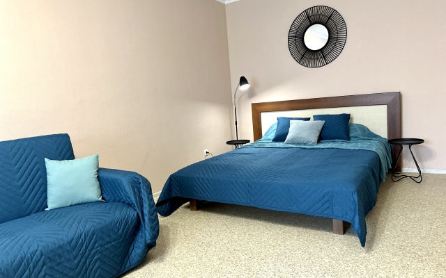 Iris s Dizaynerskim Oformleniyem, Ryadom Mat i Ditya Apartments