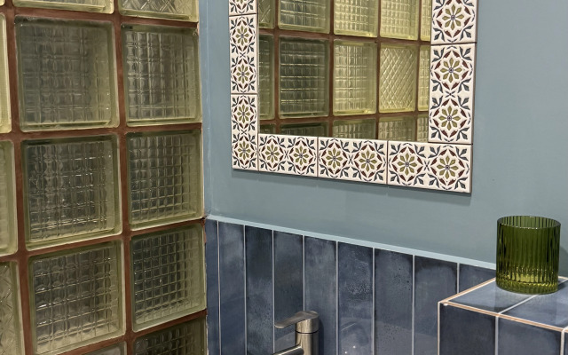 Uyutnaya S Dizaynerskim Remontom Flat
