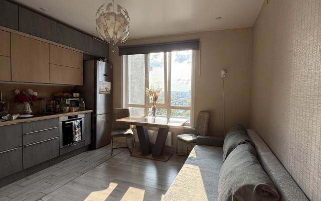 Vidovaya s panoramnym oknom Flat